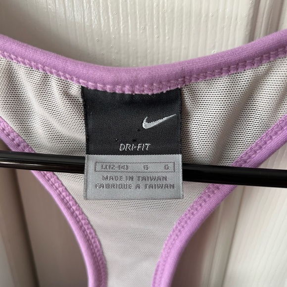 Nike Work Out Top - Picture 4 of 4